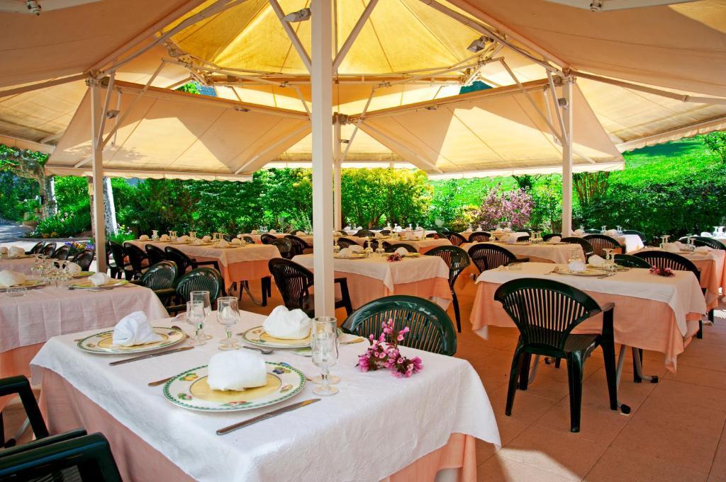Hotel Les Bergeronnettes Champagneux Exterior photo