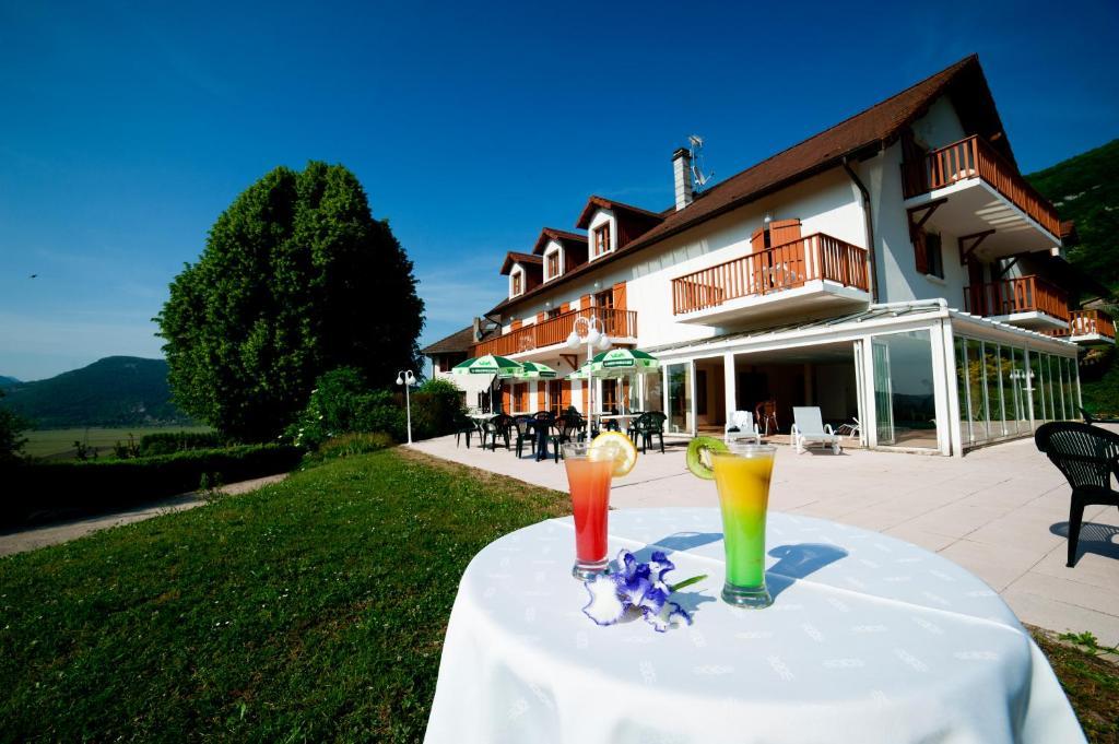 Hotel Les Bergeronnettes Champagneux Exterior photo